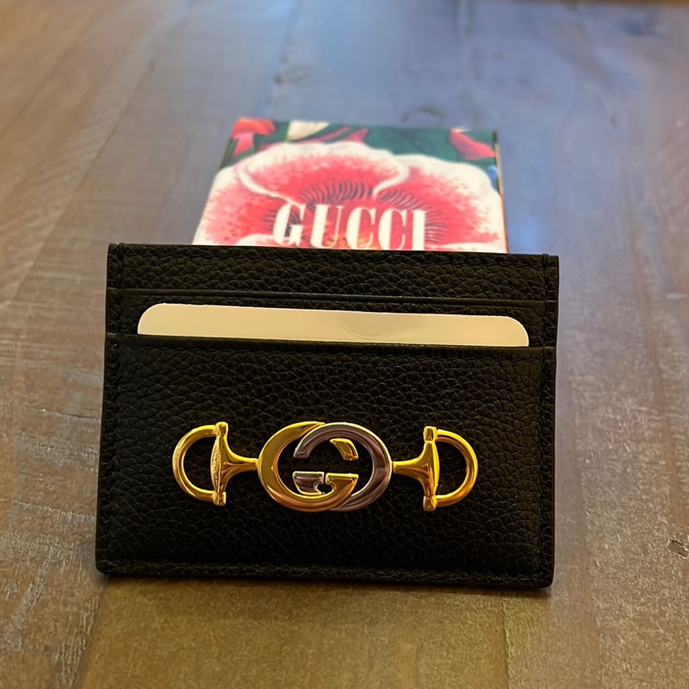 Gucci Women’s Black Grainy Zumi Posillipo Leather Card Case Wallet